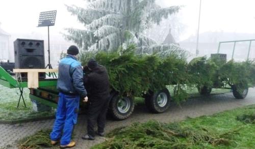 Příprava pódia pro&nbsp;naše malé účinkující