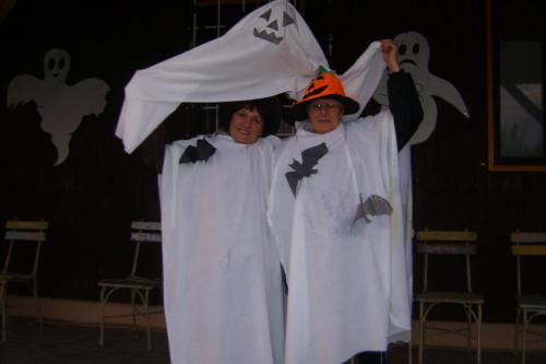 Strašidla se&nbsp;těší na&nbsp;průvod...